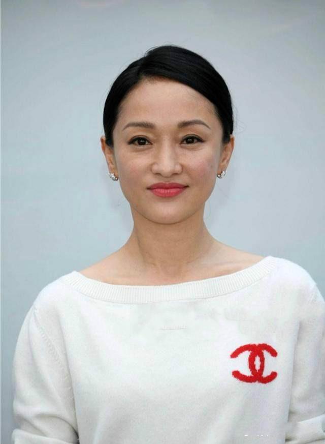 2018chanel风衣_Chanel2018-19秋冬预告